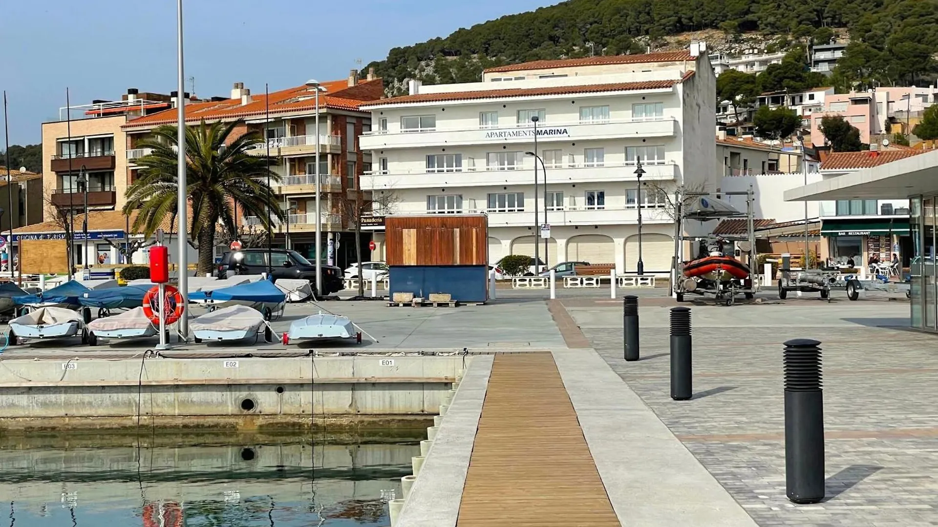 Marina 1D Lateral location