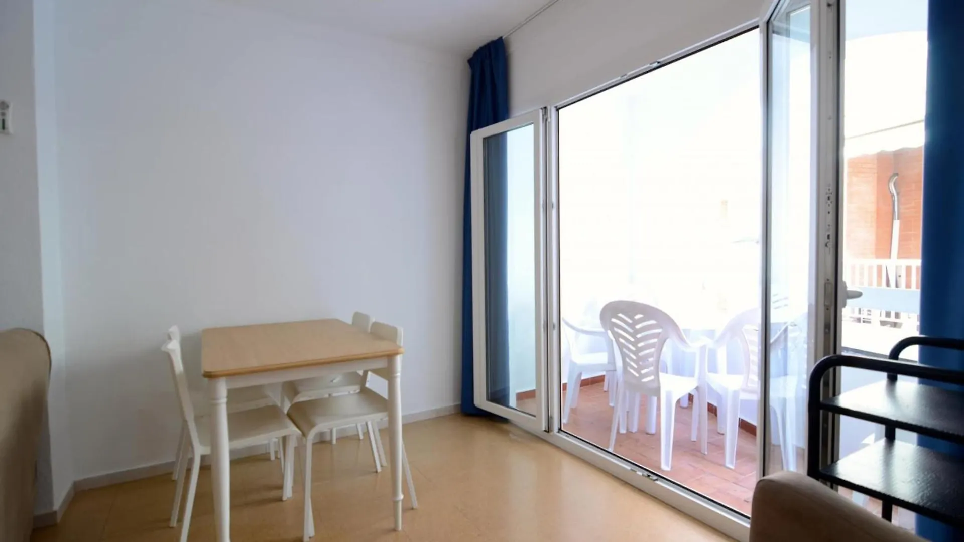 Marina 1D Lateral Apartment L'Estartit